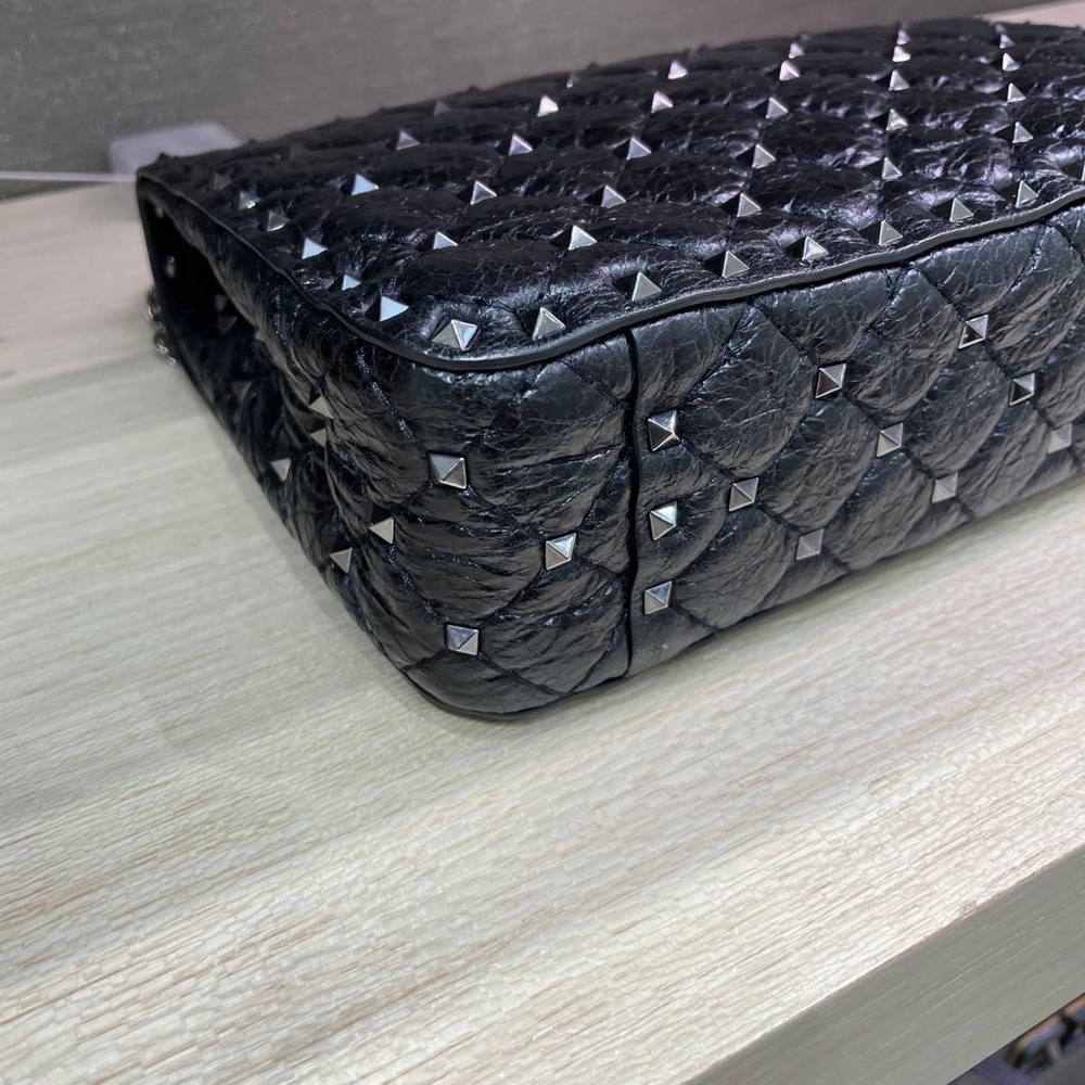 VALENTINO MEDIUM ROCKSTUD LEATHER CHAIN BAG - Picture 2 of 14
